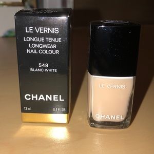 CHANEL Le Vernis Nail Colour in #548 Blanc White✨